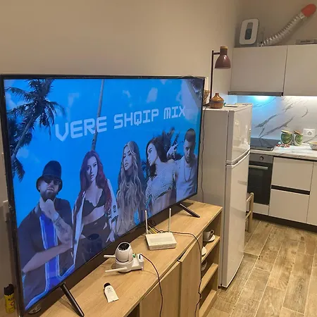 Private House With Balcony *