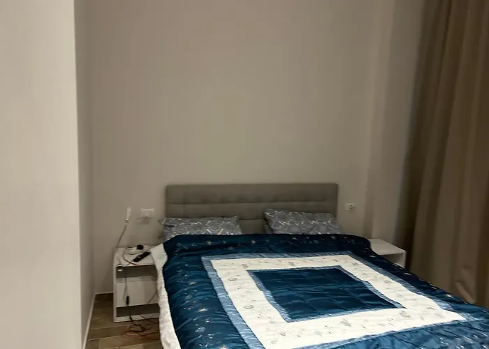 Private House With Balcony * ゴーレム