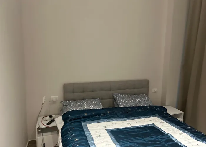 Private House With Balcony Apartment Golem (Tirana)