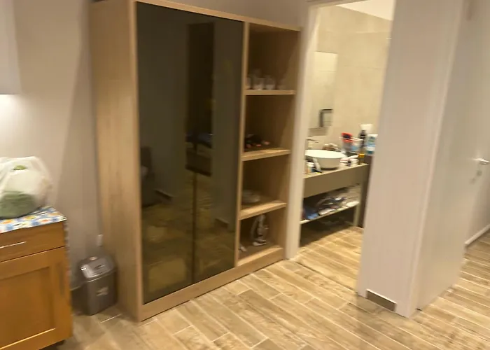 Private House With Balcony Apartment Golem (Tirana)